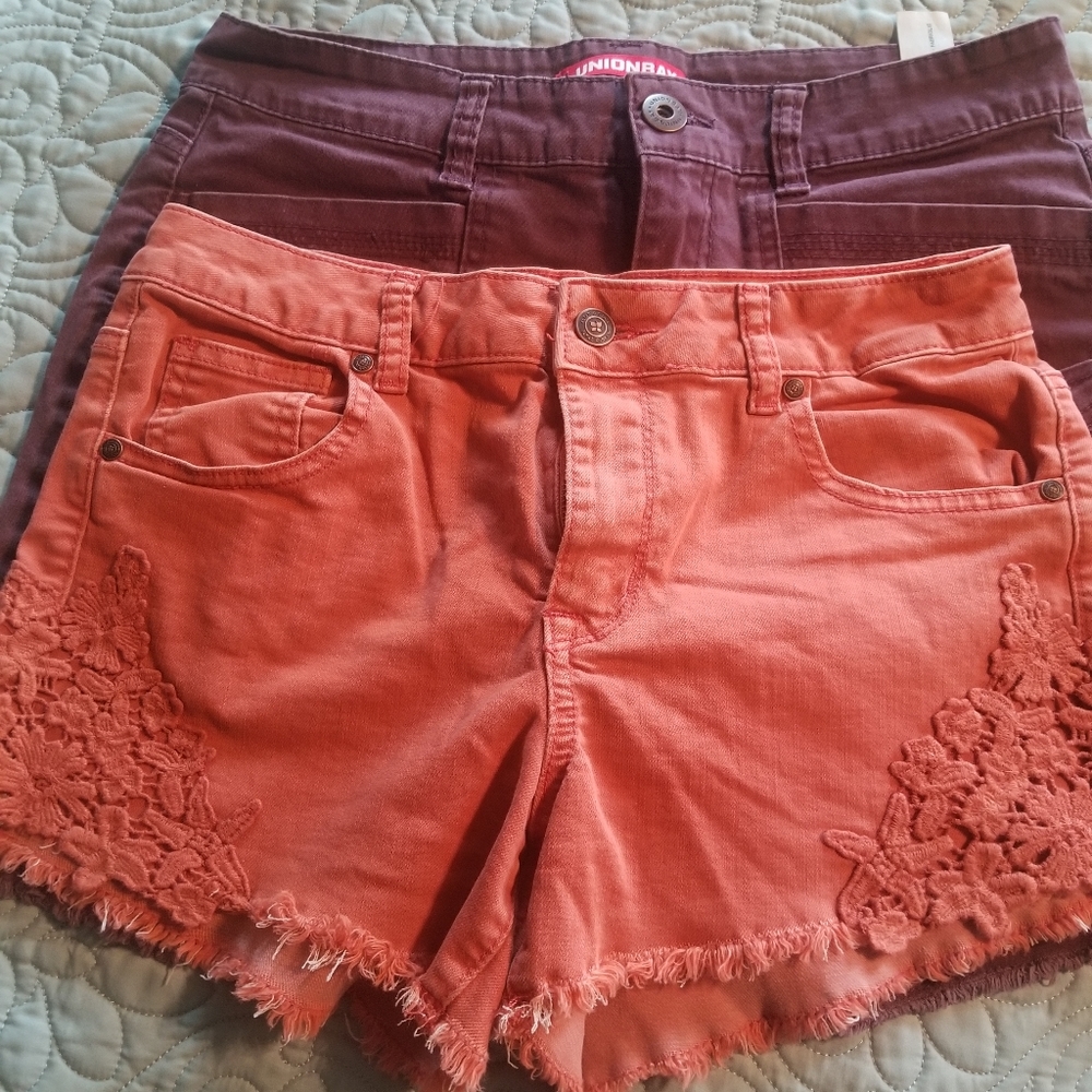 Lot of shorts 7 and 9 sizes
